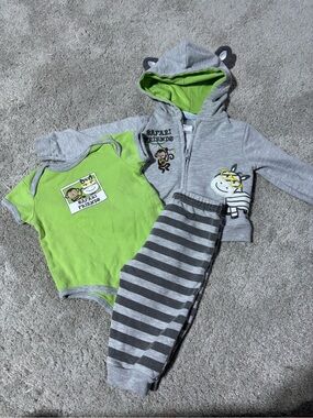 Safari Friends Toddler Matching Set - Gray & Lime Green
